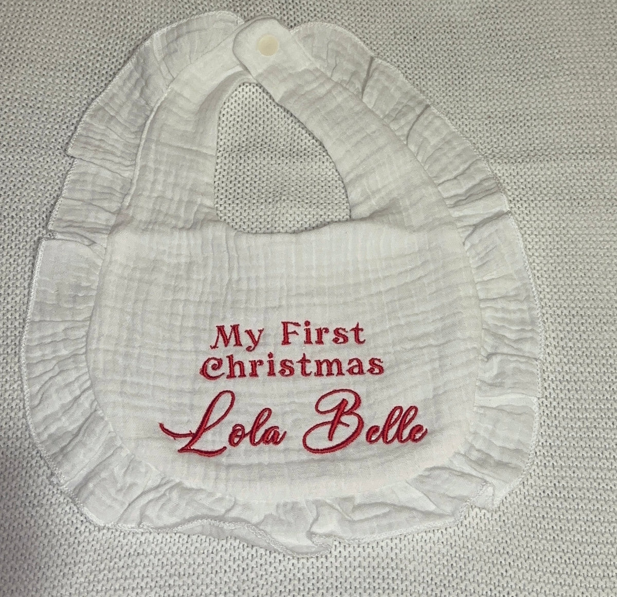 Personalised Bib Frilly Edge